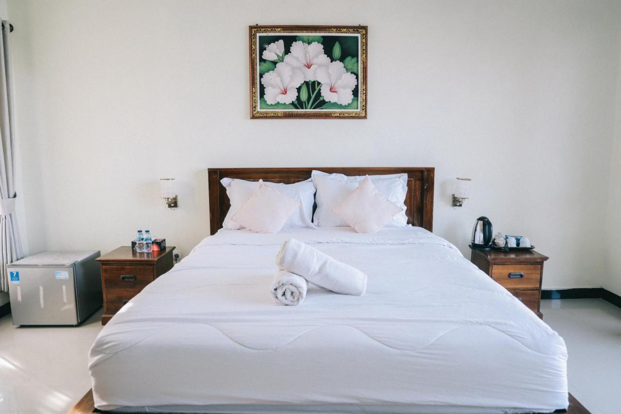 Cave Beach Bungalow Semaya Екстериор снимка