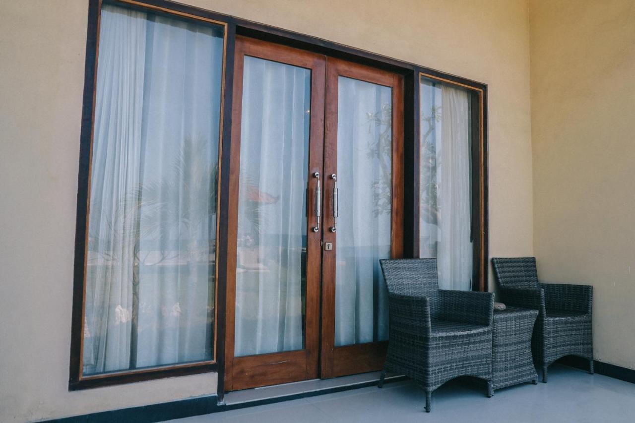 Cave Beach Bungalow Semaya Екстериор снимка