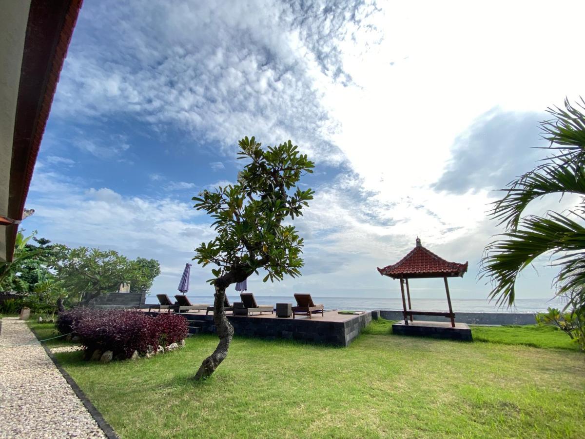 Cave Beach Bungalow Semaya Екстериор снимка